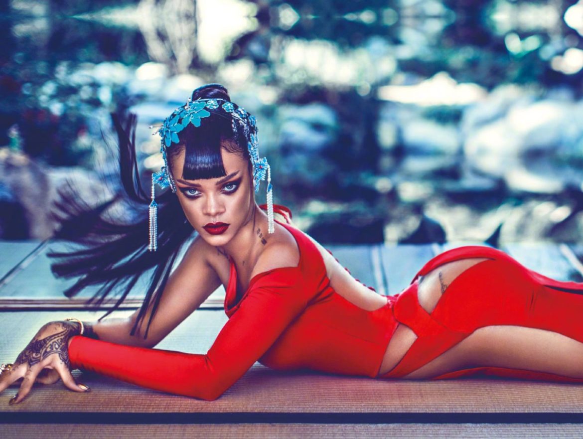 Rihanna’s fans say ‘No’ to the Queen and ‘Yes’ to Rihanna as Barbados’ Head of State
